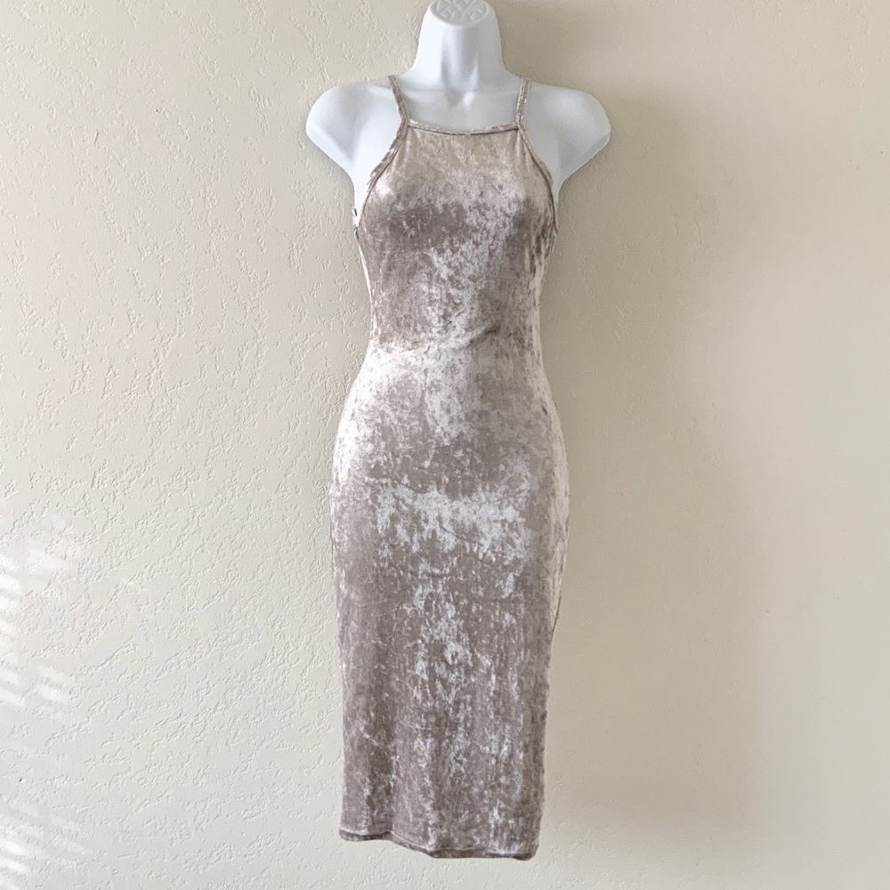 Joe & Elle champagne velvet dress